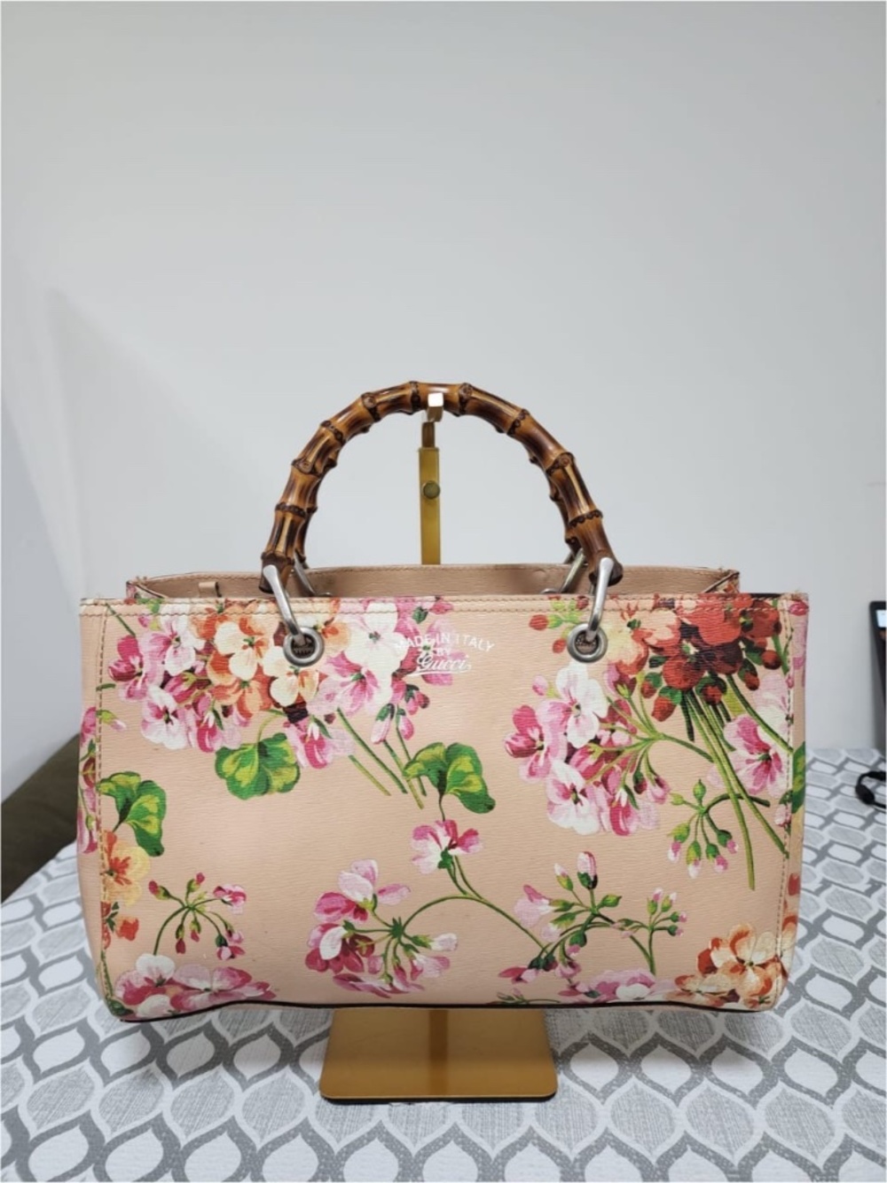 Authentic GUCCI Shangai Calfskin Blooms Print Medium Bamboo Shopper Tote Pink/Mu - Picture 4 of 14